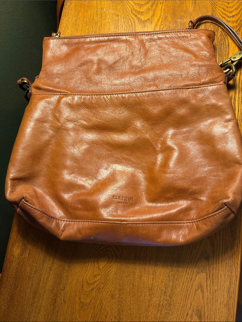 Margot New York Brown
Leather Hobo Tote Bag Purse
CrossBody Strap Pockets - Picture 2 of 7